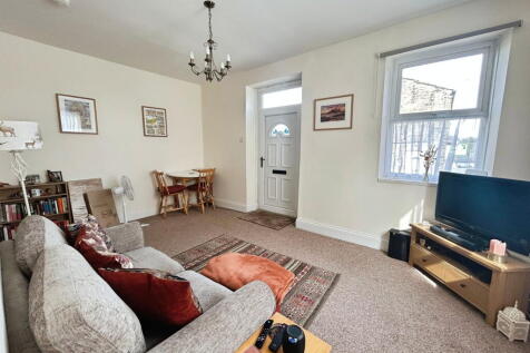 Halifax Road, Cross Roads, Keighley, BD22 9DH photo 3