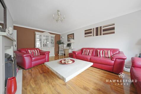 Chalkwell Road, Sittingbourne - Lounge