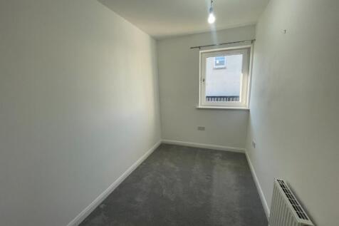 Kenneth Place, Dunfermline, KY11 photo 5