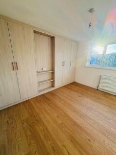 North Lane, Aldershot photo 4