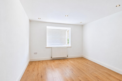 Parkfield Avenue, Harrow, HA3 photo 4