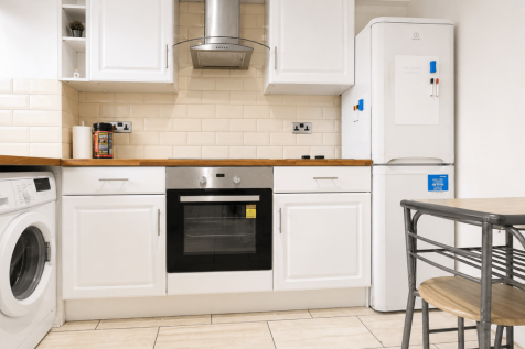 1 bed studio to rent Harrington Court, Croydon CR