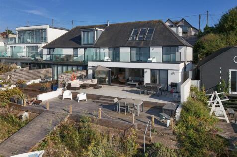 Admiralty Walk, Whitstable