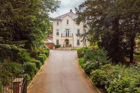 Welcome to No.1 Vale House Mew