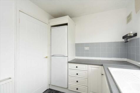 Dunvegan Place, Polmont, FK2 photo 3