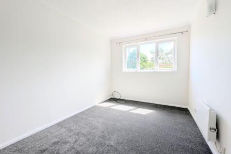 Newbridge Close, Broadbridge Heath, RH12 photo 5