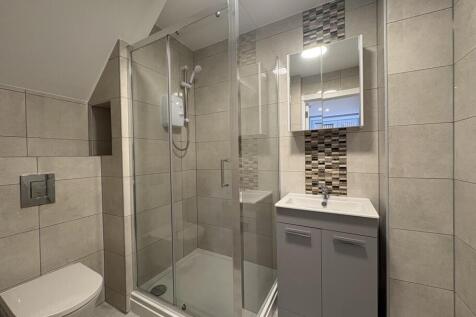 254b Godstone Road Whyteleafe Surrey CR3 0EF photo 3