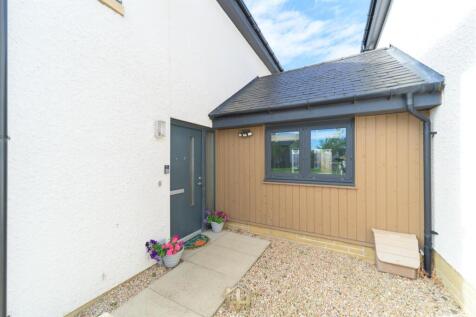 2StrathgrayCres-0014.jpg