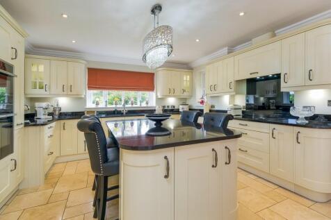 1440px-Brookside ...