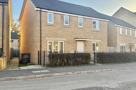 Yeovil, BA22 - property photo