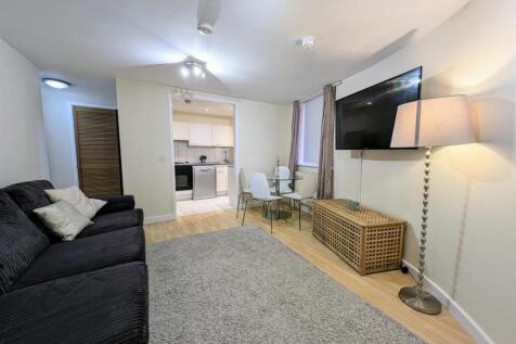 Living/Dining Room.jpg