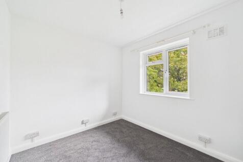 Princess Elizabeth Way, Cheltenham GL51 0HA photo 4