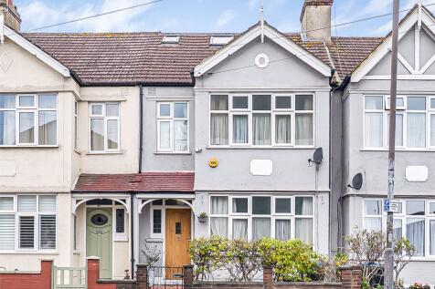 London, SW19 - property photo