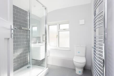 Flat B 99 Copse Lane High-2