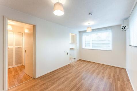Raedwald Drive, Bury St. Edmunds, IP32 photo 3