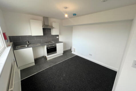 Studio 19, 41-43 Tulketh Crescent