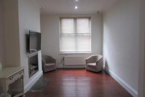 Through Lounge (front)