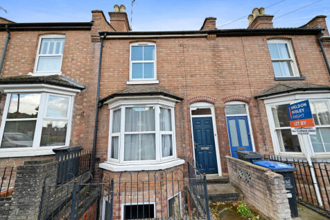 6-bed terraced on 68 Leicester Street, Leamington Spa, £3,300/mo