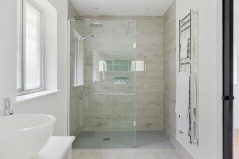 COLLEGE AVENUE (16).jpg