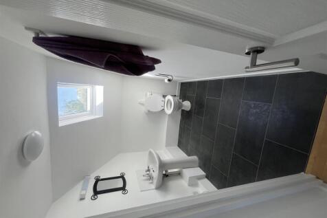 AHLH WC and shower room.jpeg