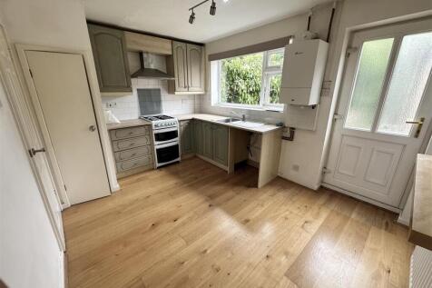 Plover Drive, Broadheath, Altrincham photo 3