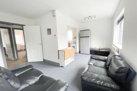 lounge2.jpg