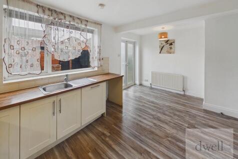 Cardinal Road, Beeston, Leeds, LS11 photo 4