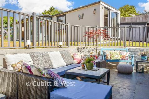 External Lifestyle Photograph