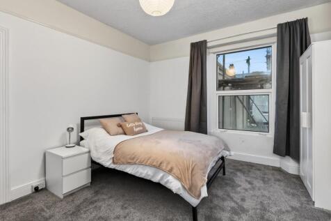 030 Bedroom 4