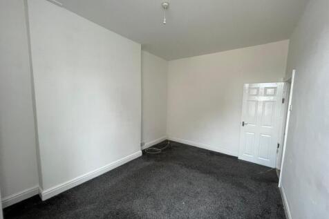 Trafalgar Road, Wallasey photo 4