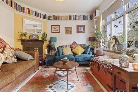 26 Morland Ave-002.jpg