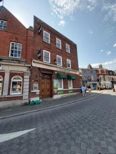 Commercial Property to rent Image 3