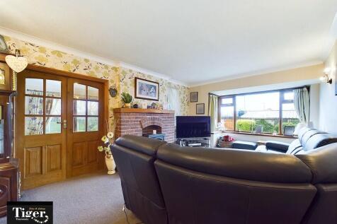 CAM02176G0-PR0427...