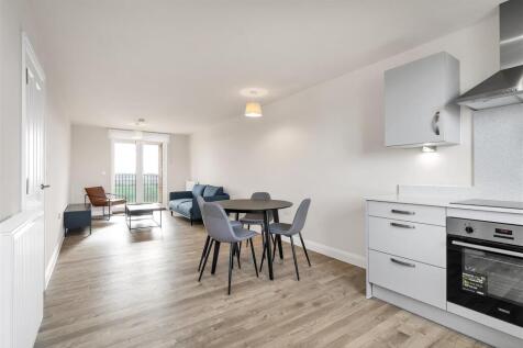 Osprey Drive, Trumpington, Cambridge photo 4