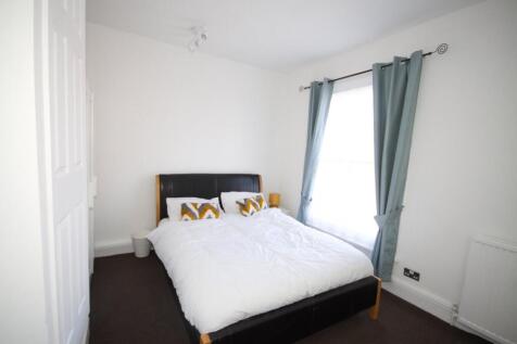 DOUBLE ROOM AVAILABLE NOW | CENTRAL SITTINGBOURNE