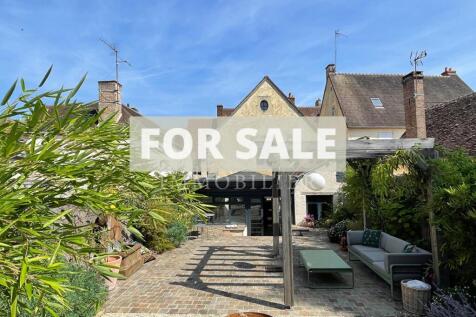 Property Image 1