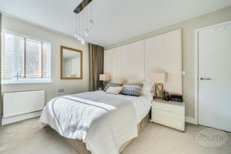 f3e9d0f8-3f3f-4fd...