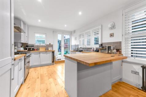 Kitchen/Breakfast Ro