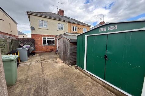 REAR HOUSE