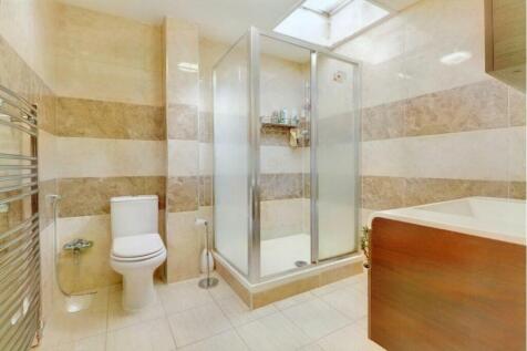 Shower Room.jpg