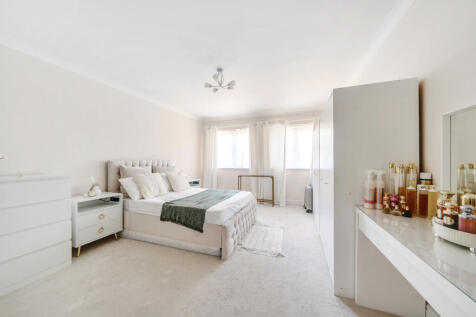 1321195-19-686cfb...