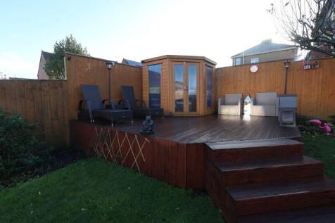 Rear Garden/Summer House