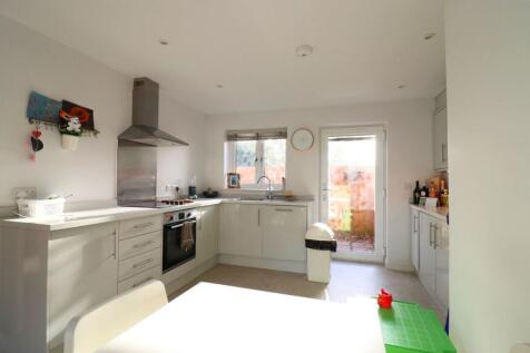 Saunders Court, Gloucester, GL4 photo 3