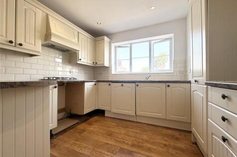 Ferndale Road, Swindon, Wiltshire, SN2 photo 3