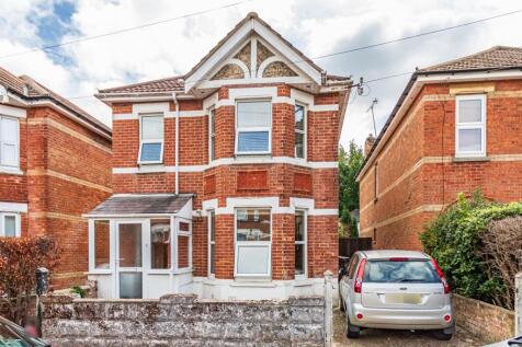 6-bed detached on Osborne Road, Bournemouth, BH9, £3,500/mo