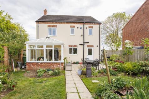 7_Driffield Avenue_26.jpg