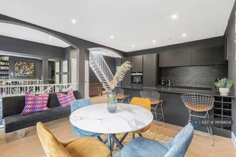 Living / Kitchen Open Plan