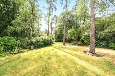 Kestrel Close, Ewshot, Farnham, GU10 photo 3