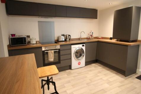 Silver Royd Hill (Room 3), Armley, Leeds photo 3
