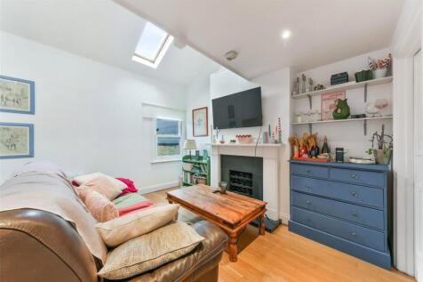 Florian Road, London, SW15 photo 2
